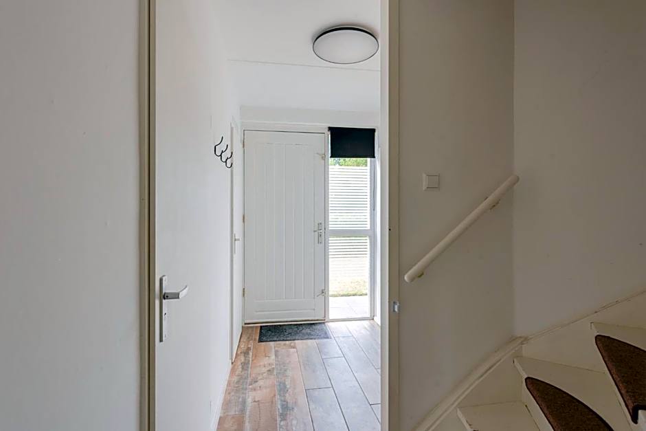Het Huys Ewijk mooi luxe en een laadpaal