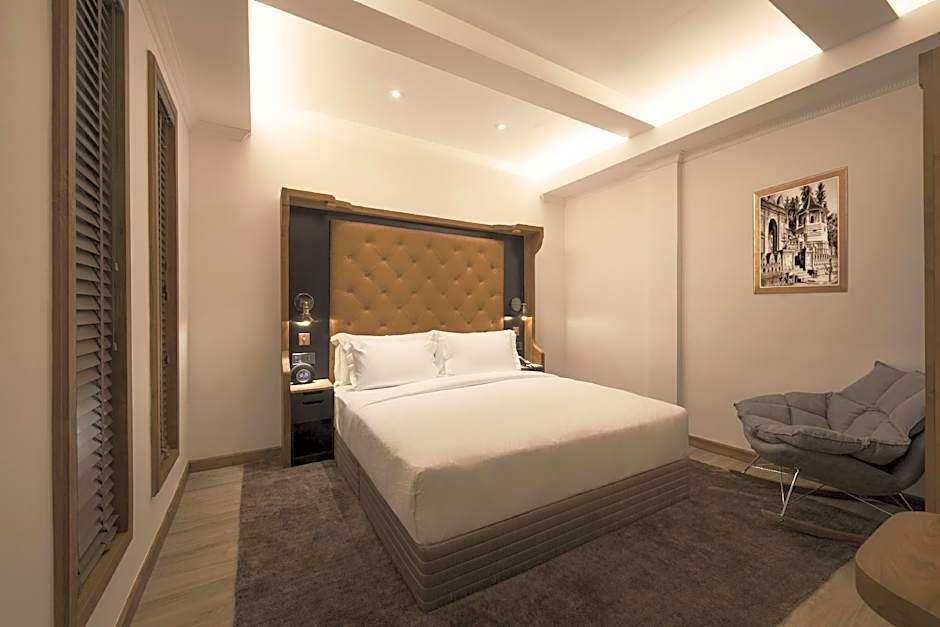 The Radh Hotel
