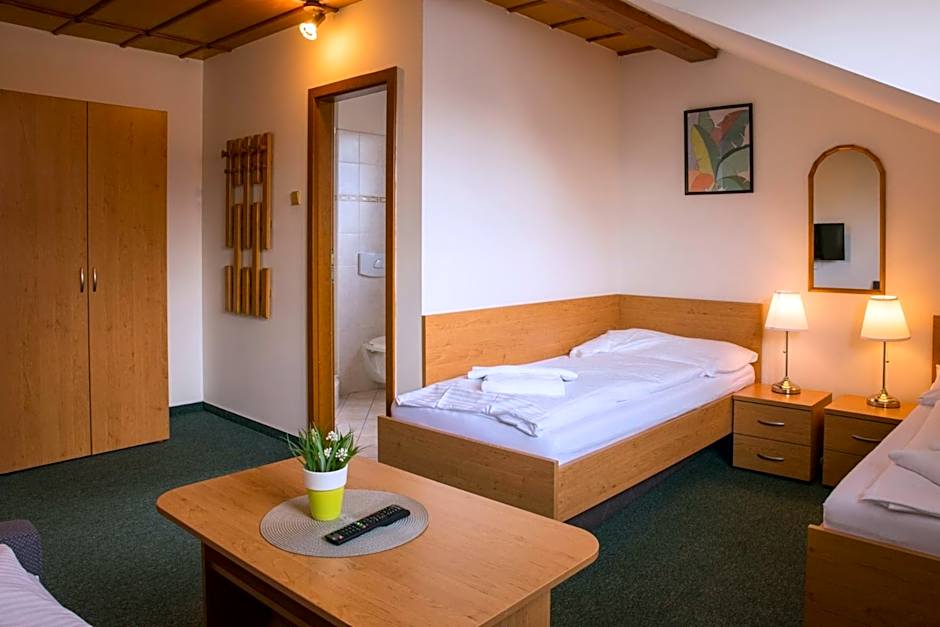 Hotel Kanarek