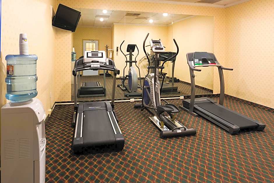 Days Inn by Wyndham Rome Downtown