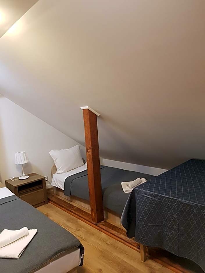 Hostel Mleczna - Metro Zacisze