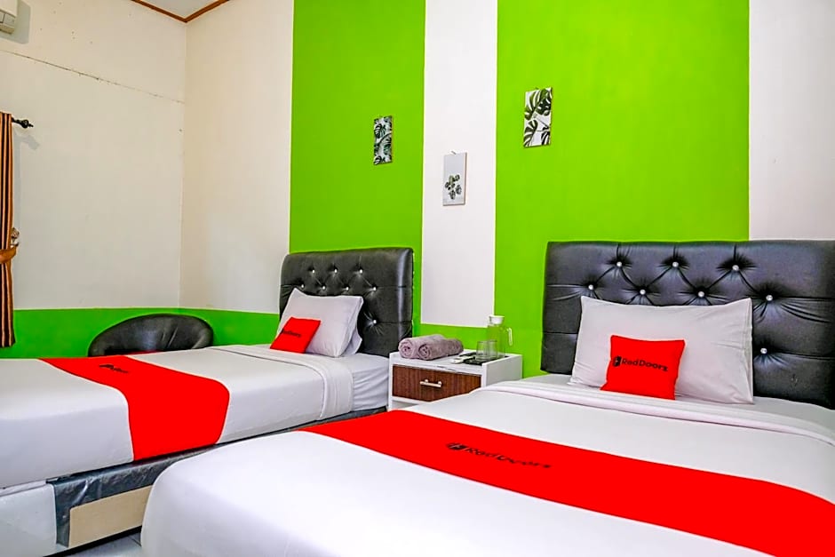 RedDoorz Syariah at Sakinah Family Tulungagung