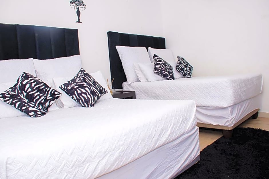 Selina Airport Lodge #Emzini