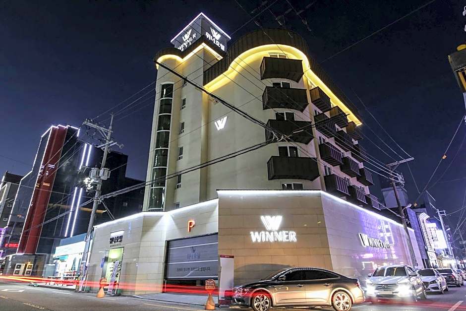 Winner Hotel