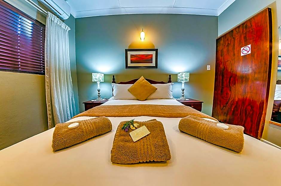 Amper Bo Guest House