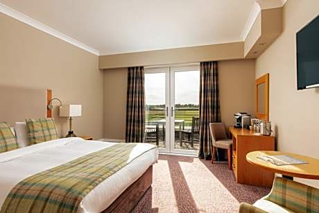 Deluxe Double Room with Balcony and Golf View
