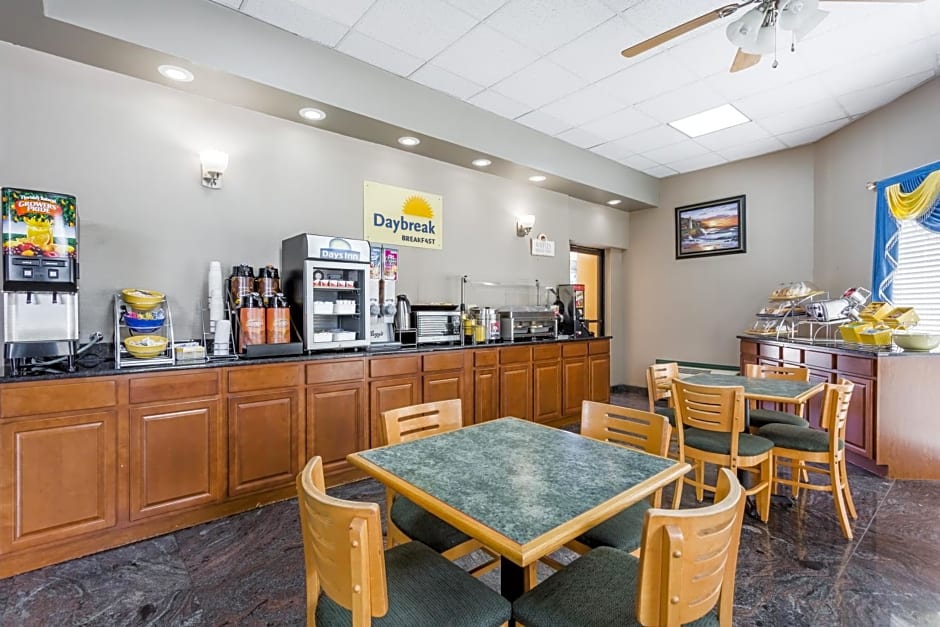 Days Inn by Wyndham Orangeburg