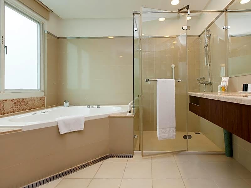 CHECK inn Select Taipei Nangang