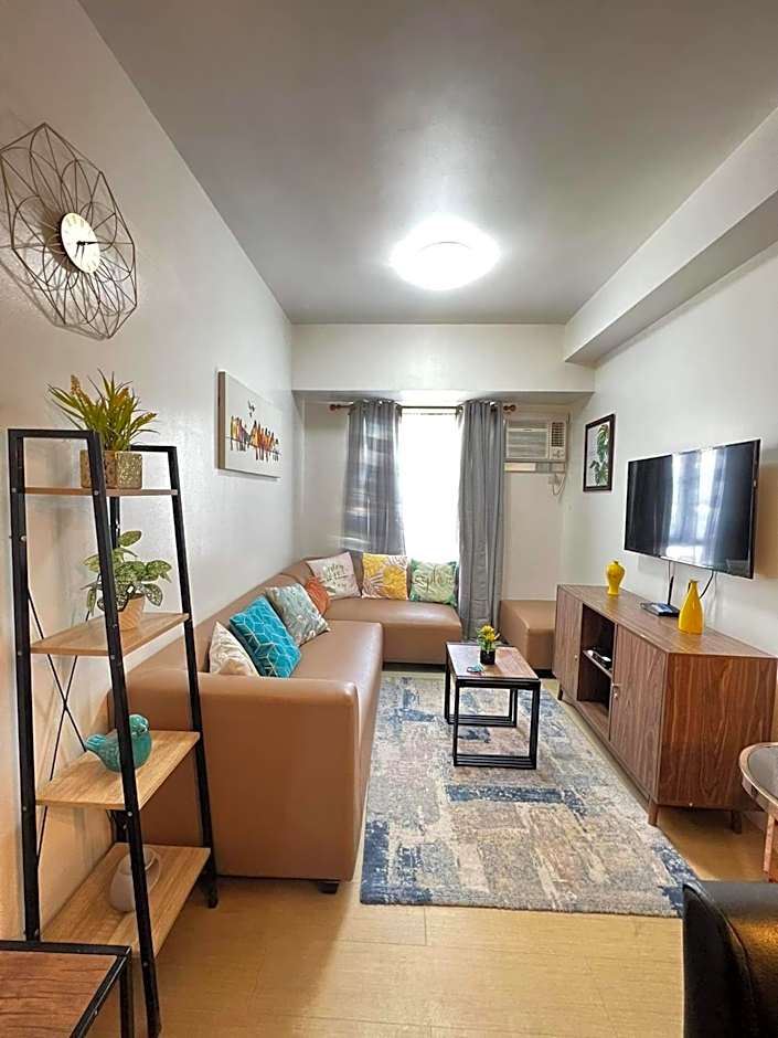 1 BR Centrio Tower 926