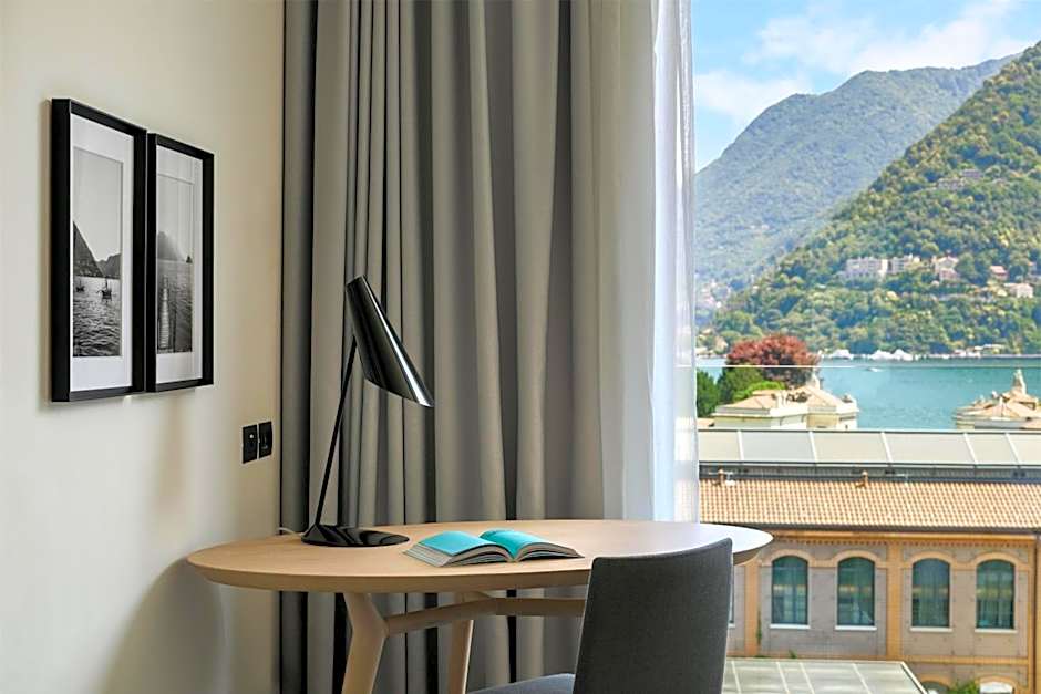 Hilton Lake Como