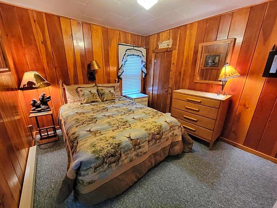 Wagon Wheel Hotel