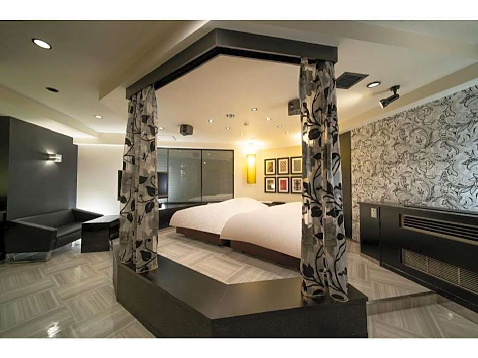 Royal Hotel Uohachi Bettei