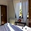 Trigrad Hotel