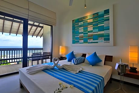 Superior Double Room with Ocean View and Balcony