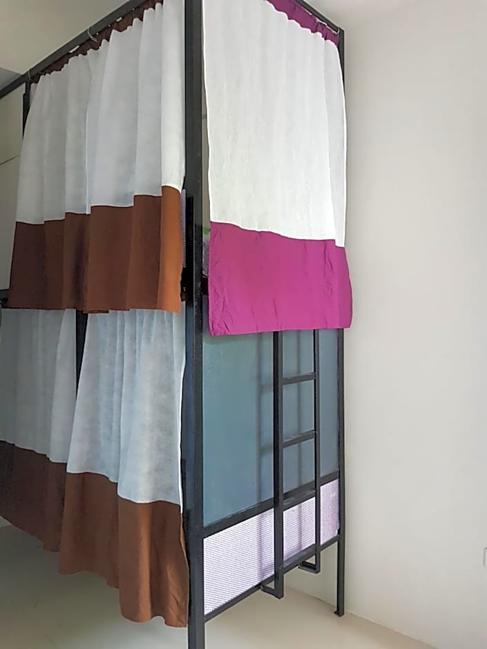 Sleepadz - Capsule Beds Dormitel in Magsaysay Ave Naga