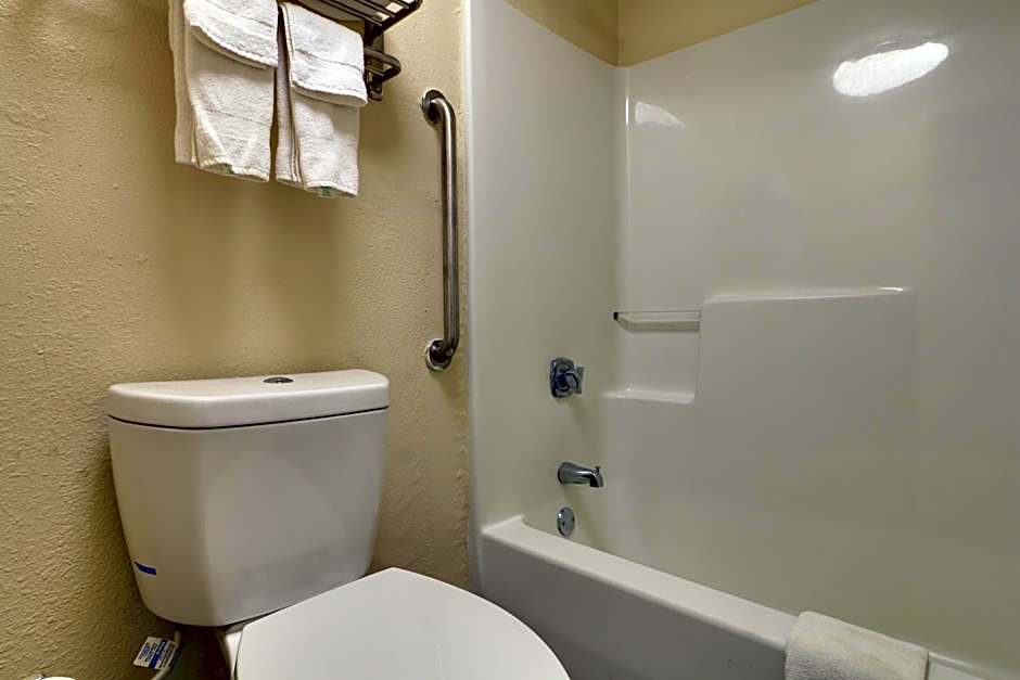 Baymont by Wyndham Ridgeland I-95