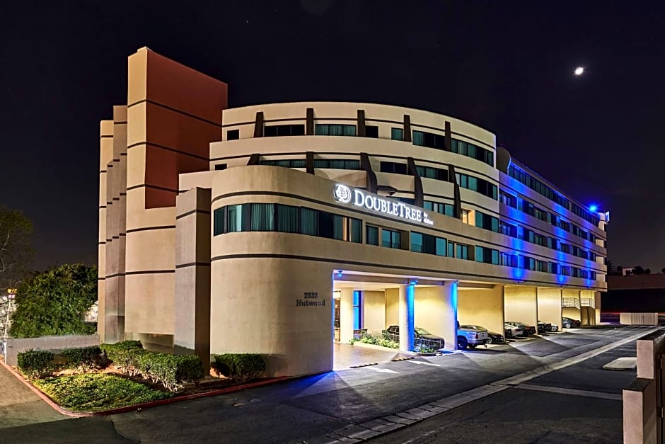 DoubleTree By Hilton Fullerton