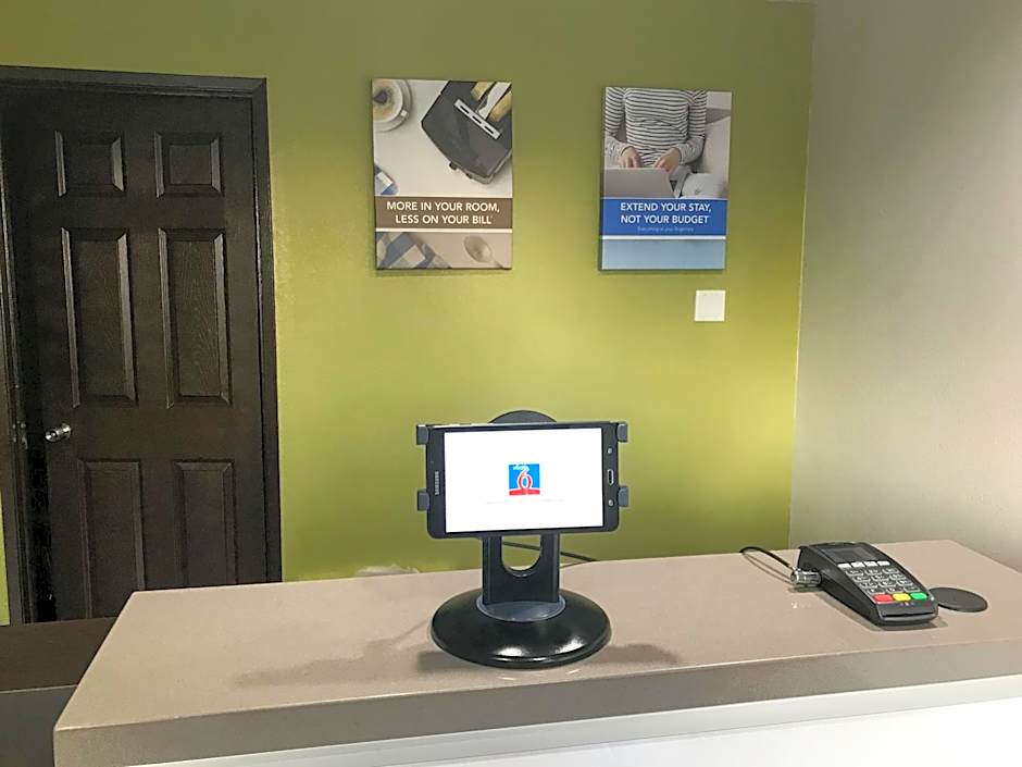 Studio 6-Buttonwillow, CA