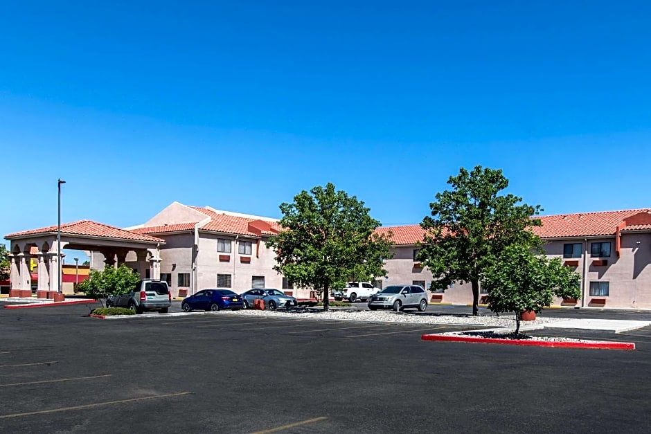 Quality Inn & Suites Albuquerque North near Balloon Fiesta Park