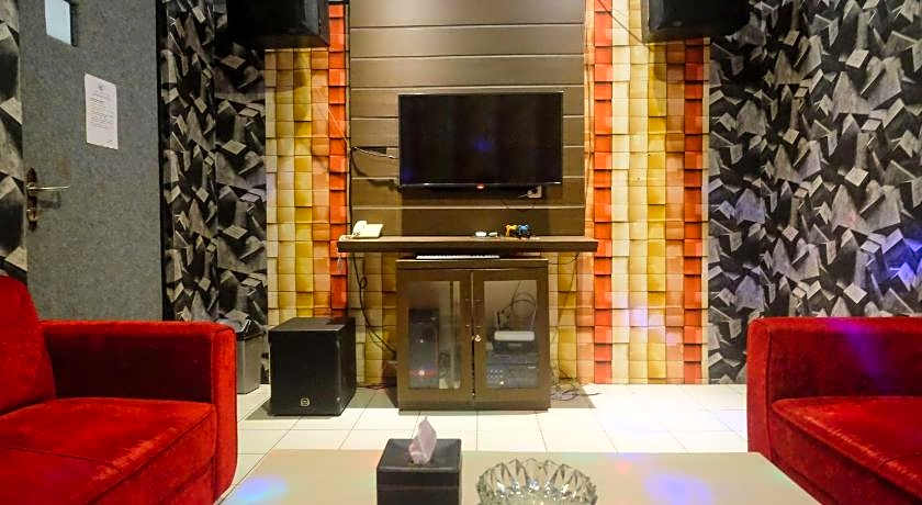 Urbanview Hotel Dedy Jaya Brebes