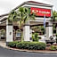Econo Lodge Inn & Suites