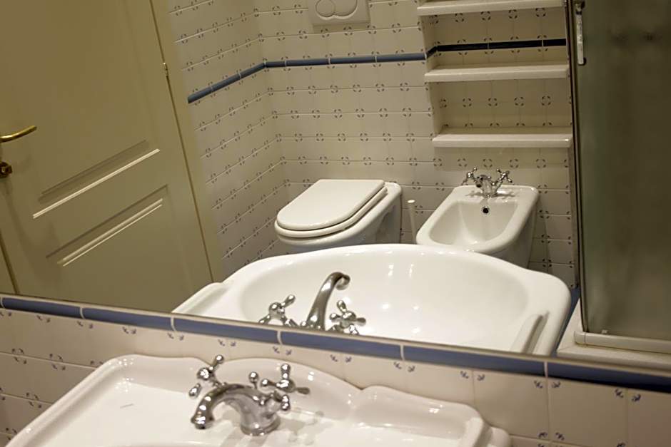 Hotel RossoVino Milano