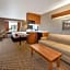 Microtel Inn & Suites by Wyndham Raton