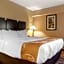 Quality Inn & Suites Pittsburgh Harmarville