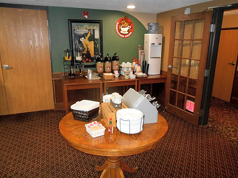 AmericInn by Wyndham McAlester