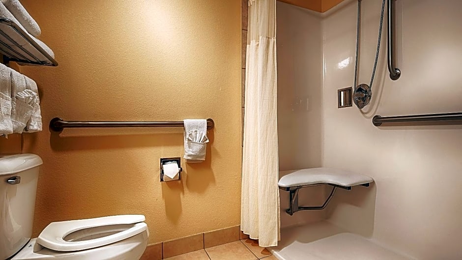 Best Western Plus Midwest City Inn & Suites
