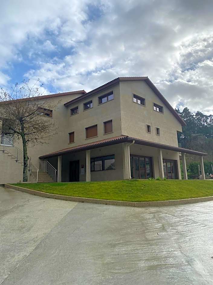 Hotel & Apartamentos Cons da Garda