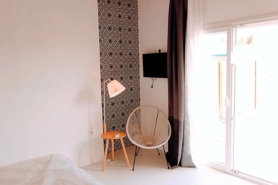 Mesanto Luxury Suites