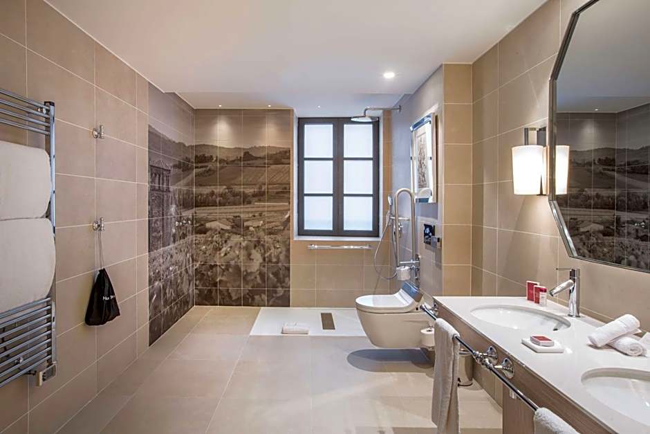 Best Western Premier Hotel & Spa Les Sept Fontaines