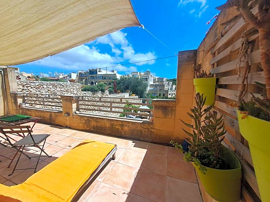 HAPPY & HEALTHY GOZO, self-check-in guest house