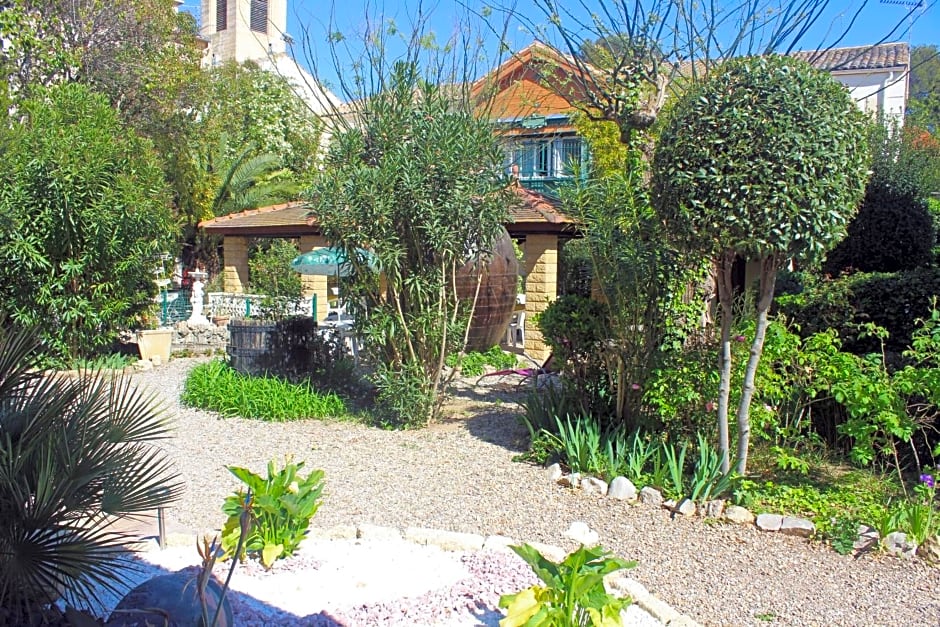 Hotel restaurant MARTINEZ