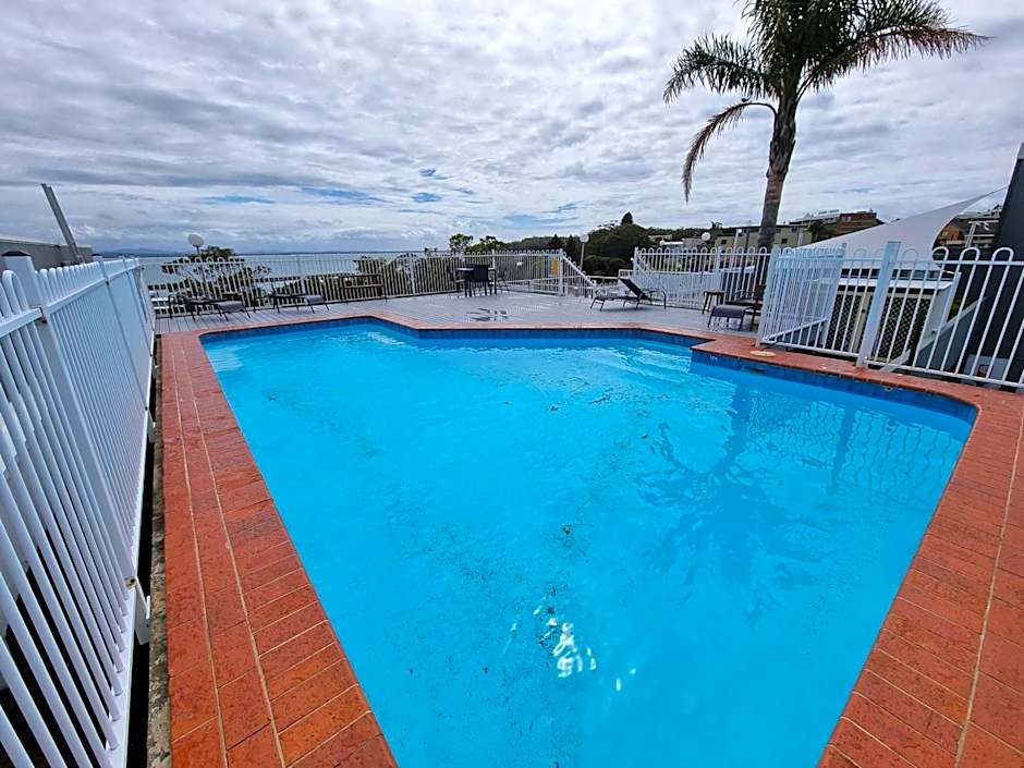 Nelson Towers Motel & Apartments