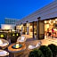 106 Jefferson Huntsville, Curio Collection by Hilton
