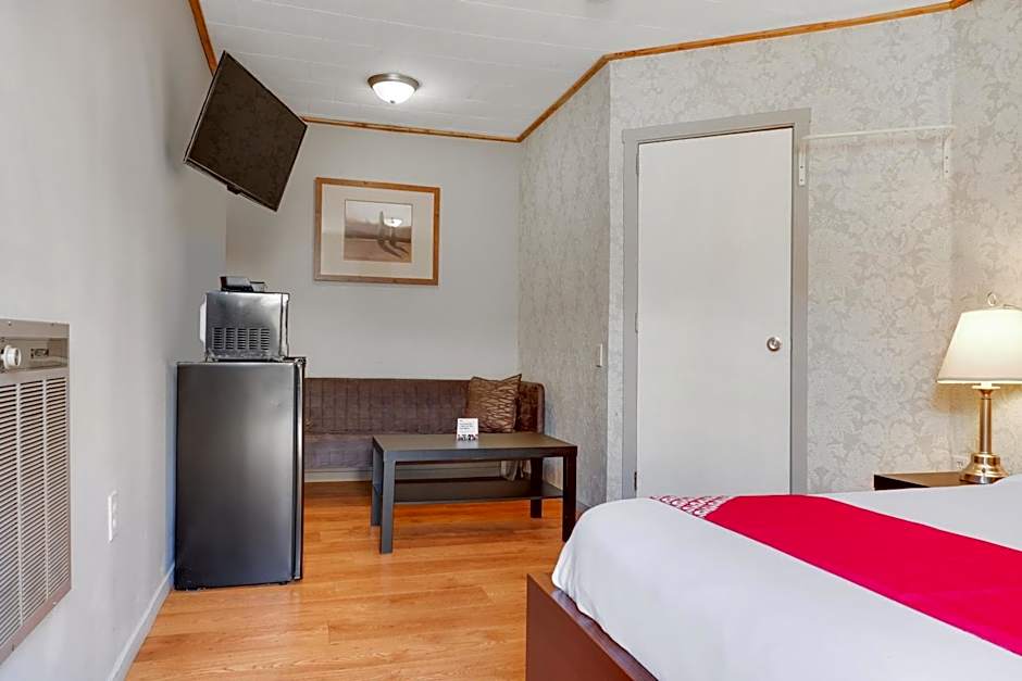 Hotel Bethel - Fort MacLeod, AB