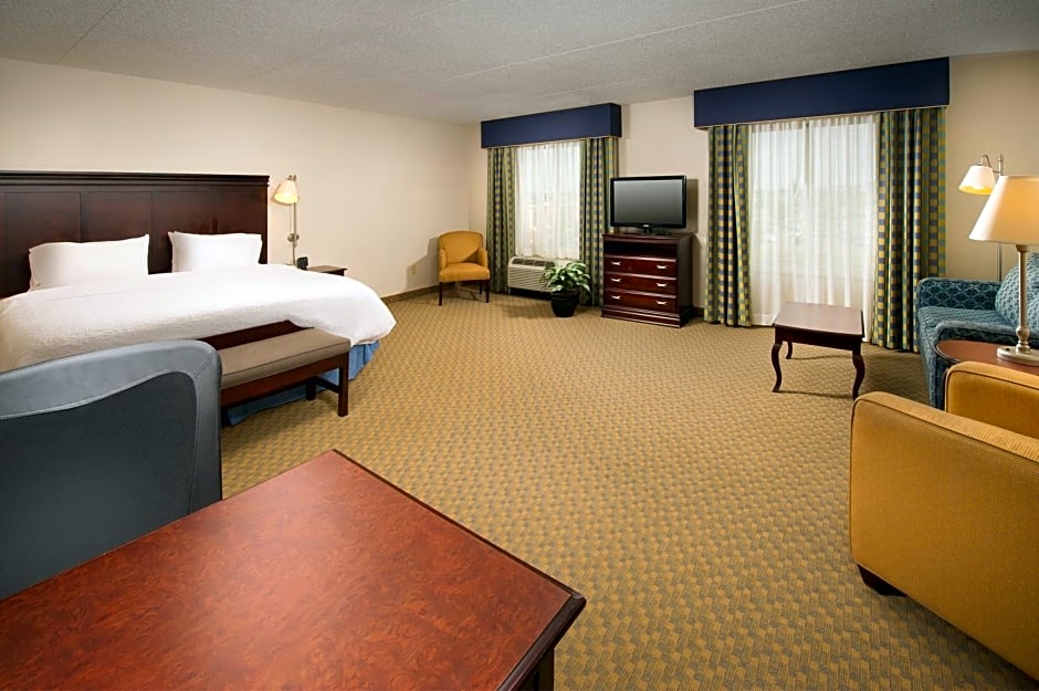 Hampton Inn Syracuse Clay