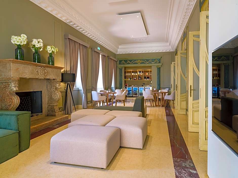 UNA HOTELS One Catania