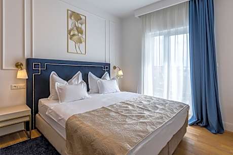 Junior Suite with Balcony