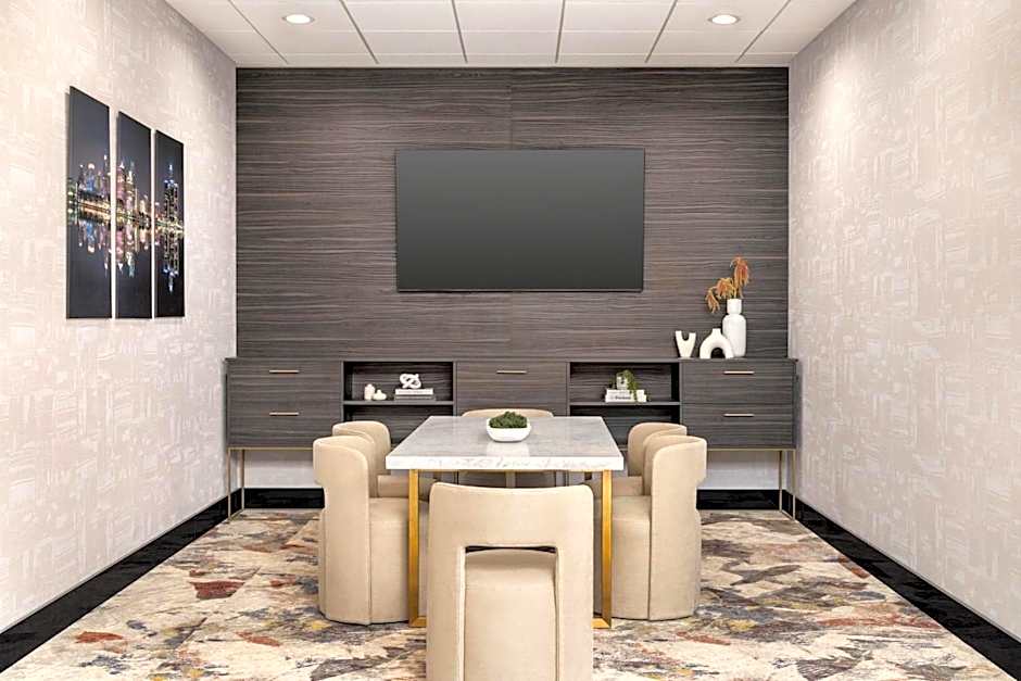 Crowne Plaza Auburn Hills By IHG
