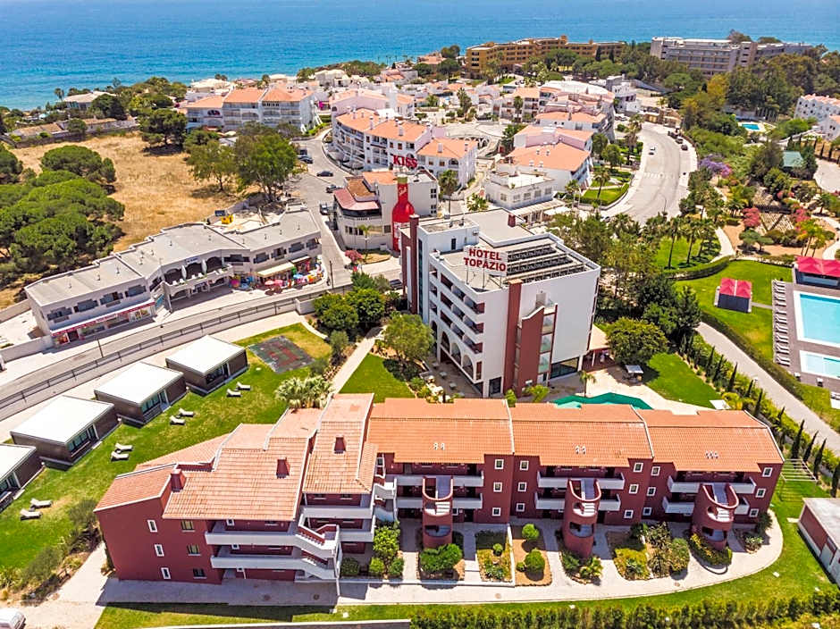 Topazio Vibe Beach Hotel & Apartments
