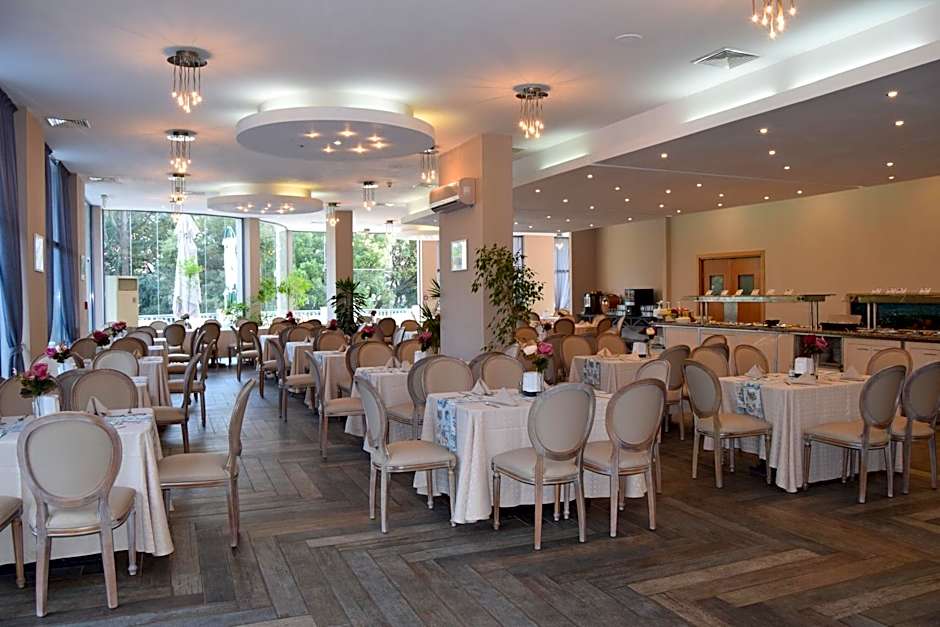 Sofia Hotel - All Inclusive & Private Beach
