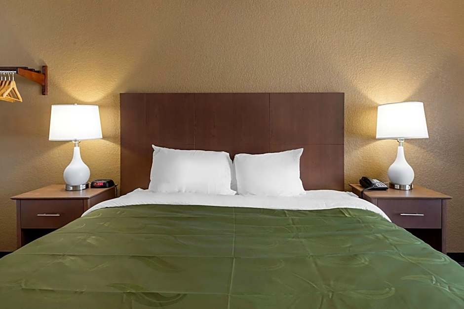 Quality Inn Saint Petersburg North-Tampa Bay