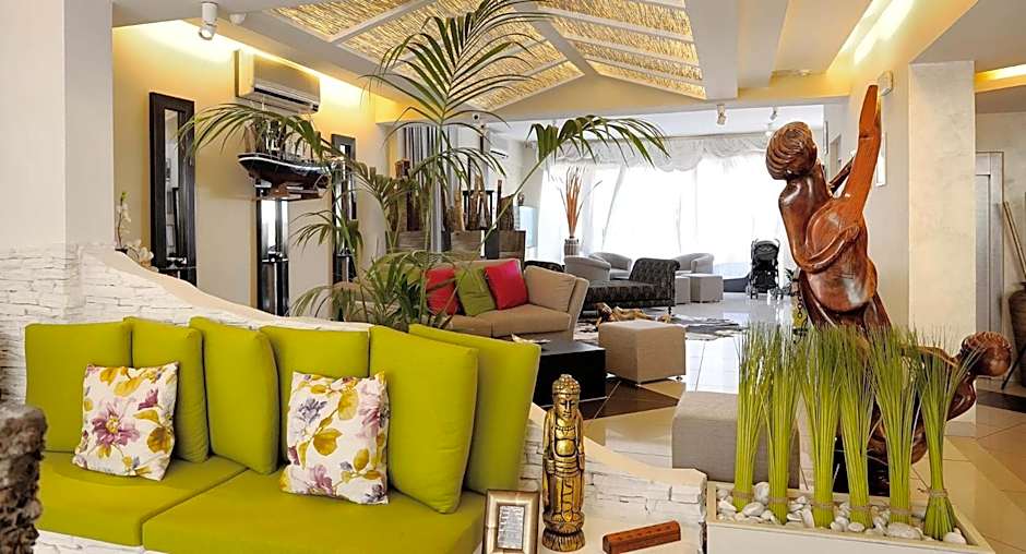 Hotel Thea
