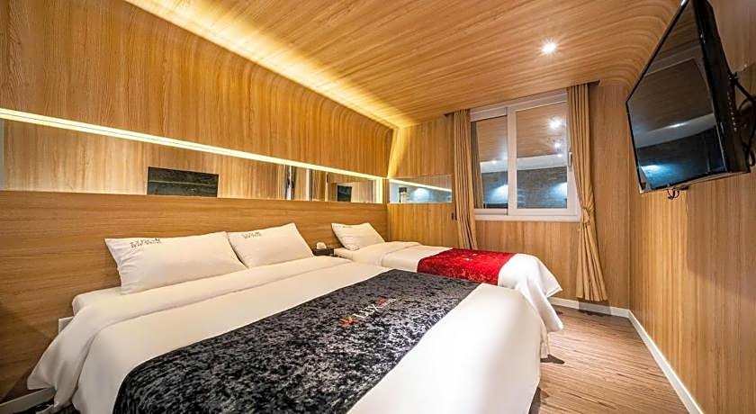 Jeju Lux Hotel