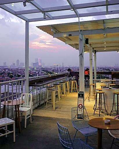 MaxOneHotels.com@Dharmahusada - Surabaya