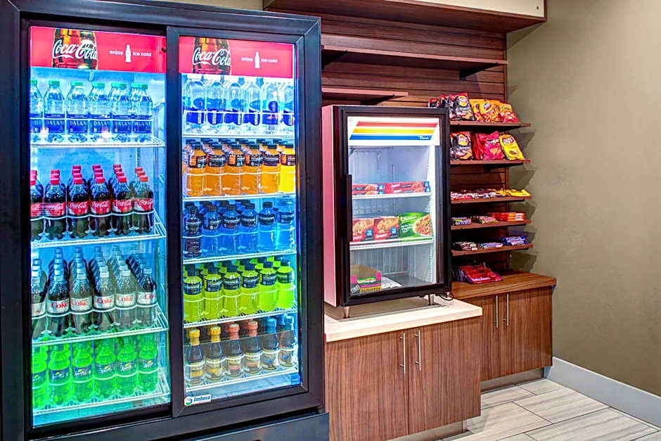 Holiday Inn Express & Suites Coldwater By IHG