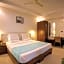 Metro Plaza Hotel by RAK Rooms